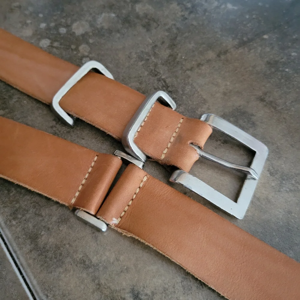 Stylish Tan Leather Run Around Belt Sz.M/L